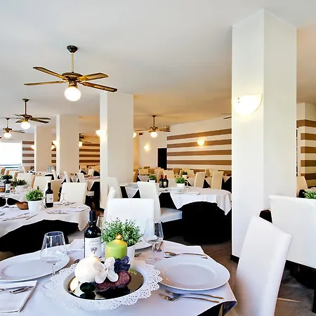 Otel Esplanade Rimini